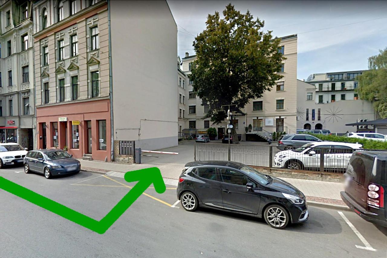 里加Dzirnavu 92, Free Private Parking公寓 外观 照片
